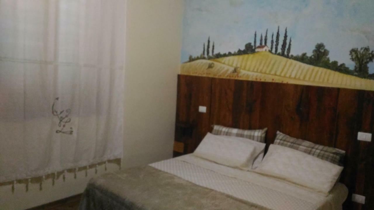 Locazione Turistica Casa Vacanza Lola คาสติญโญน ฟิโอเรนทิโน ภายนอก รูปภาพ